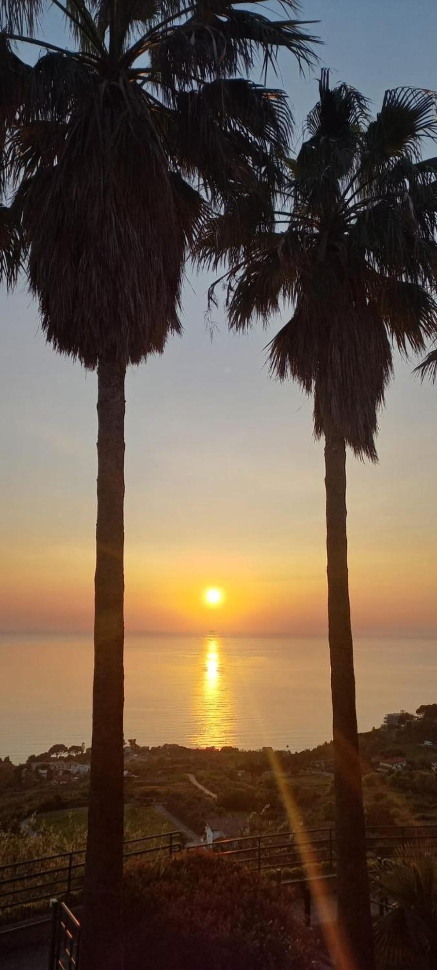 L'Oasi Del Tramonto Villa Agropoli Bagian luar foto