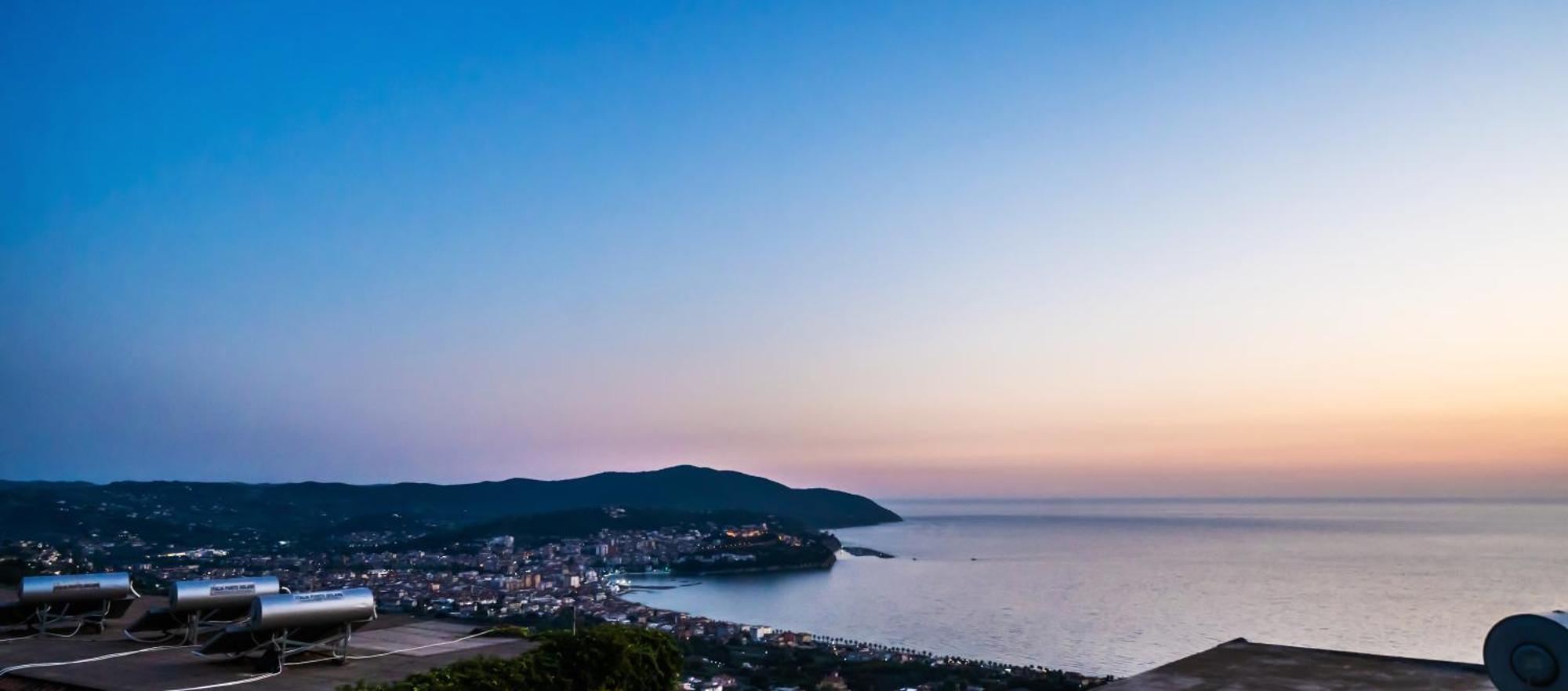 L'Oasi Del Tramonto Villa Agropoli Bagian luar foto